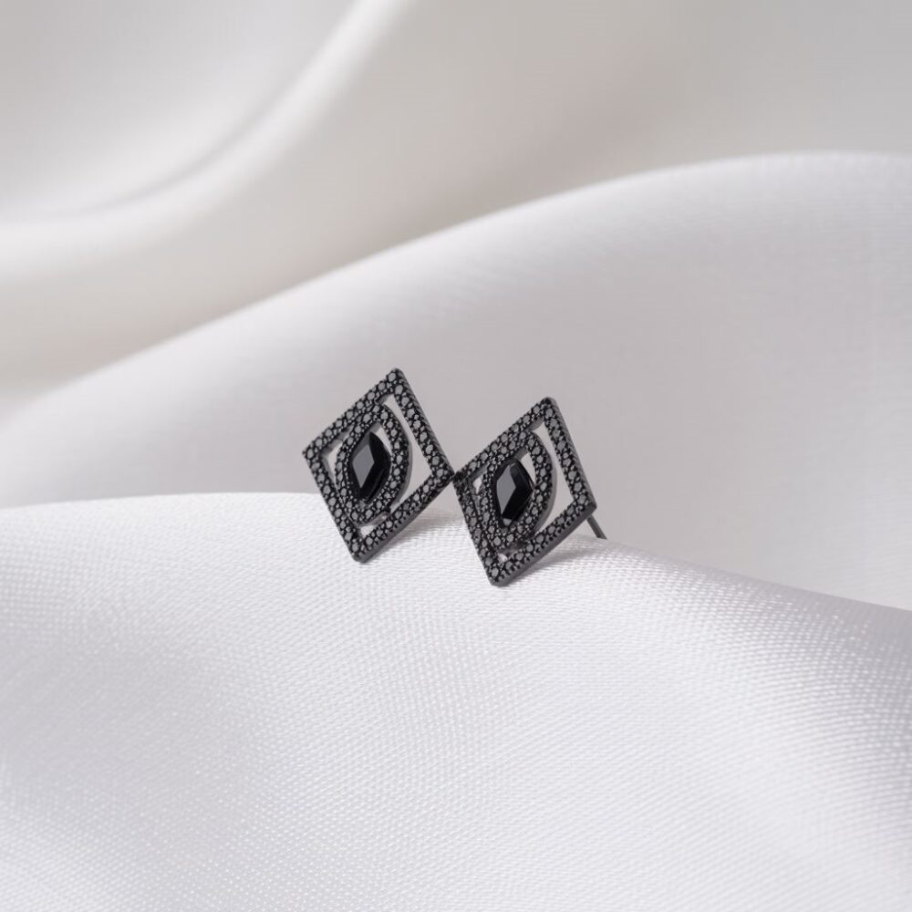 eleganckie kolczyki czarne