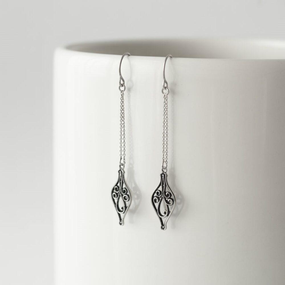 nowoczesne kolczyki wiszące